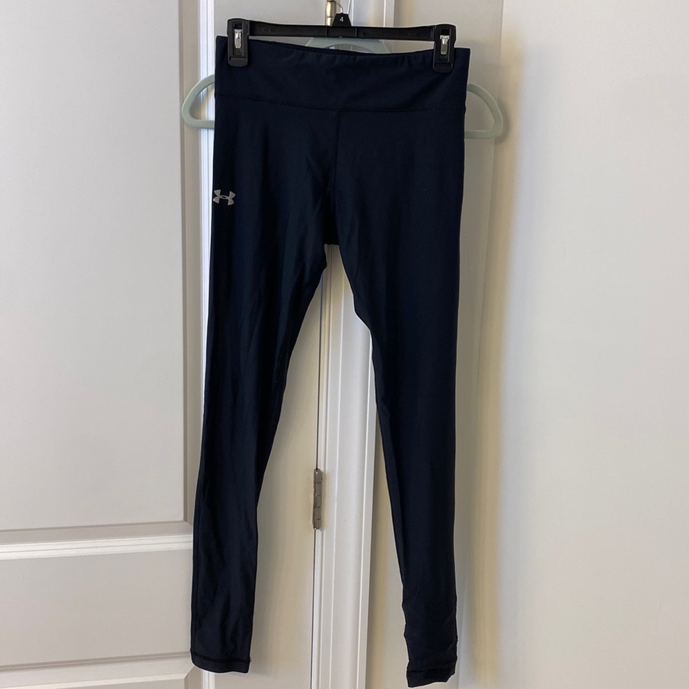 Under armor, black, mid rise legging